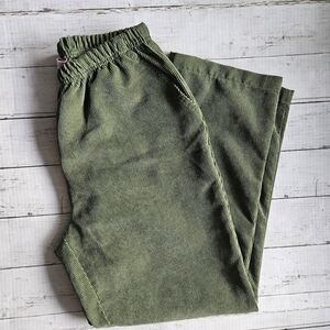 American‎ Sweetheart Green Corduroy Pull On Pants Size 12 28" Waist